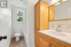 202 FERNDALE DRIVE N | Barrie Ontario | Slide Image Eighteen