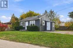 202 FERNDALE DRIVE N | Barrie Ontario | Slide Image One