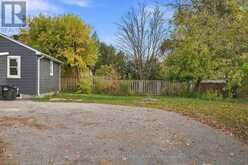 202 FERNDALE DRIVE N | Barrie Ontario | Slide Image Three