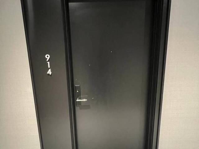 914 - 270 DUFFERIN STREET Toronto Ontario, M6K 0H8 - 1 Bedroom Condo For Sale