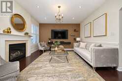 15 CRANWOOD CIRCLE | Brampton Ontario | Slide Image Ten