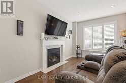 58 SUMMERBERRY WAY | Hamilton Ontario | Slide Image Twelve