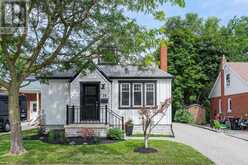 38 ROSLIN AVENUE S | Waterloo Ontario | Slide Image One