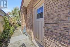 196 WELDRICK ROAD W | Richmond Hill Ontario | Slide Image Twenty-nine