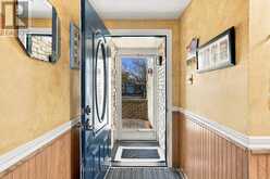 17 WELLS CRESCENT | Barrie Ontario | Slide Image Six