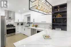803 BEST CIRCLE | Newmarket Ontario | Slide Image Thirteen