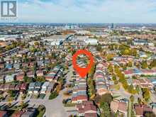 25 CROXLEY GREEN | Markham Ontario | Slide Image Nine