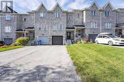 8 HATTIE COURT | Georgina Ontario | Slide Image One