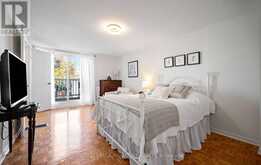 3160 DUNDAS STREET | Toronto Ontario | Slide Image Nineteen