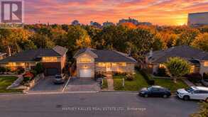 85 LETCHWORTH CRESCENT | Toronto Ontario | Slide Image Eight