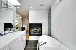 127 ORCHARD VIEW BOULEVARD | Toronto Ontario | Slide Image Twelve