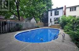 127 ORCHARD VIEW BOULEVARD | Toronto Ontario | Slide Image Nineteen