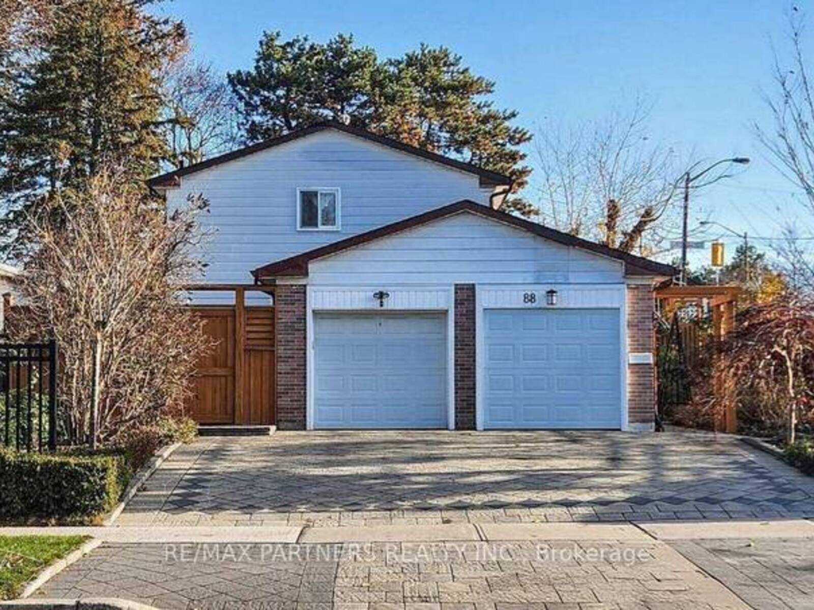 88 CHERRYSTONE DRIVE, Toronto, Ontario M2H 1S1