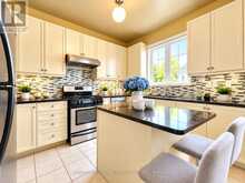 51 YALE LANE | Markham Ontario | Slide Image Ten