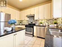 51 YALE LANE | Markham Ontario | Slide Image Eleven