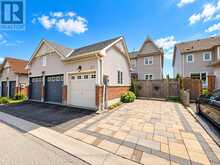 51 YALE LANE | Markham Ontario | Slide Image Thirty-three