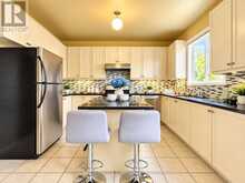 51 YALE LANE | Markham Ontario | Slide Image Nine