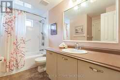 29 FERGUSON DRIVE | Barrie Ontario | Slide Image Twelve