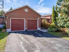 29 FERGUSON DRIVE Barrie Ontario, L4N 7B4