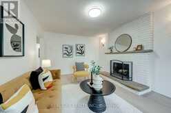 403 PARKRIDGE CRESCENT | Oakville Ontario | Slide Image Eighteen