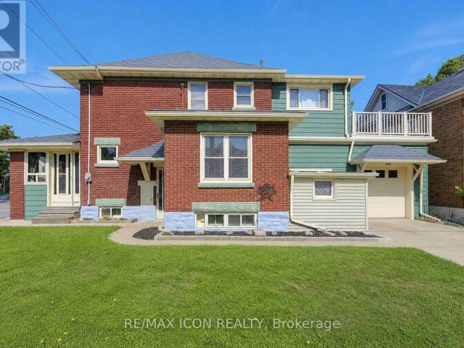 224 WEBER STREET E, Kitchener, Ontario N2H 1E8