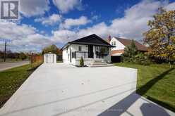 136 WARREN AVENUE | Hamilton Ontario | Slide Image Three