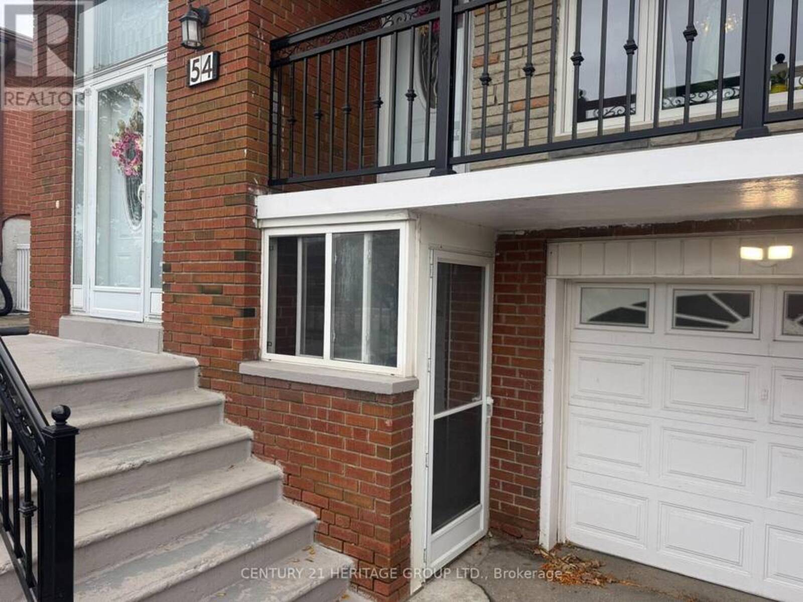 54 PETIOLE ROAD, Toronto, Ontario M3N 2B4