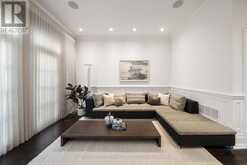 TH 513 - 49 YORK MILLS ROAD | Toronto Ontario | Slide Image Thirteen