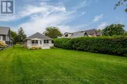 913 LAKE DRIVE N | Georgina Ontario | Slide Image Four