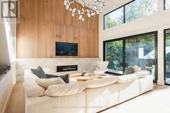 222 BURGUNDY DRIVE | Oakville Ontario | Slide Image Seven