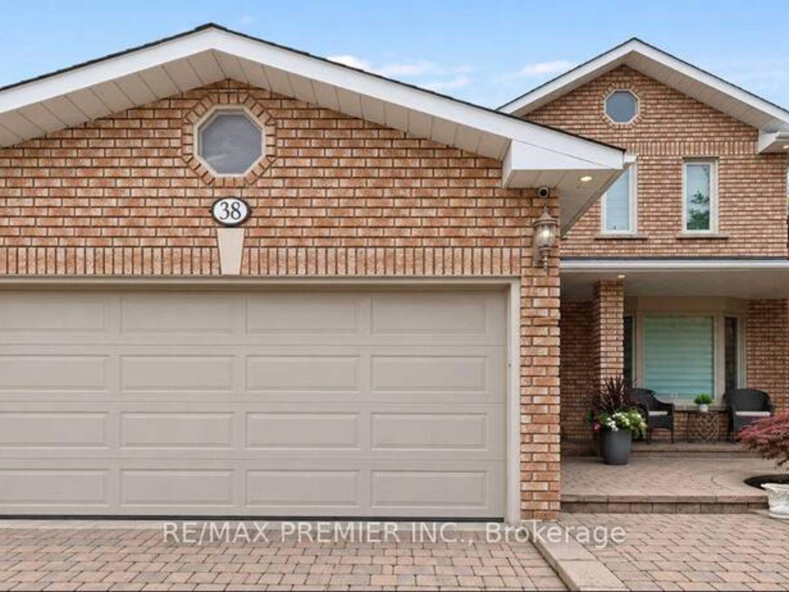 38 SPRING TOWN ROAD, Vaughan, Ontario L4L 8G2