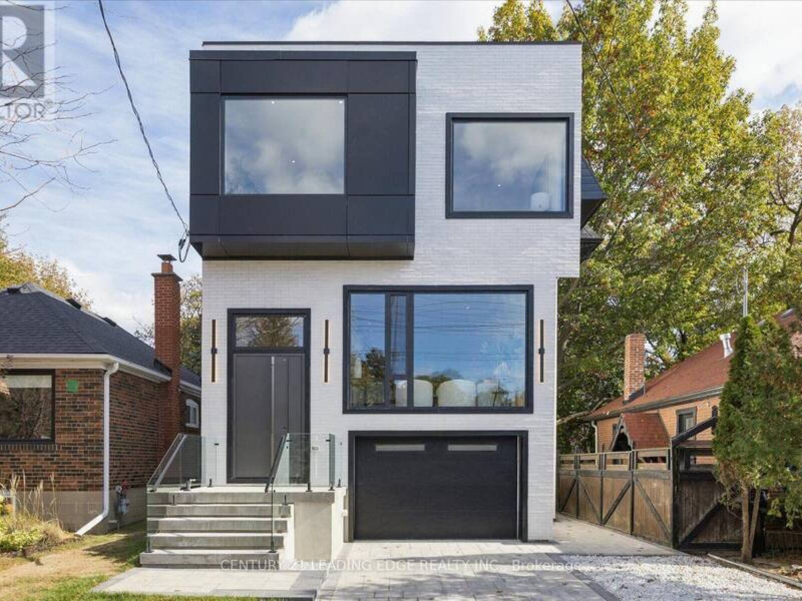 1187 ISLINGTON AVENUE, Toronto, Ontario M8Z 4S8