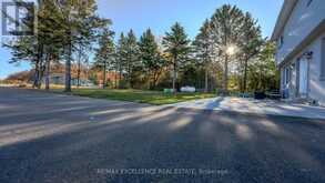 10420 HERITAGE ROAD | Brampton Ontario | Slide Image Nineteen