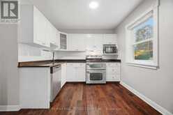 4 LINCOLN CRESCENT | Guelph Ontario | Slide Image Thirteen