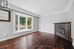 4 LINCOLN CRESCENT | Guelph Ontario | Slide Image Eight