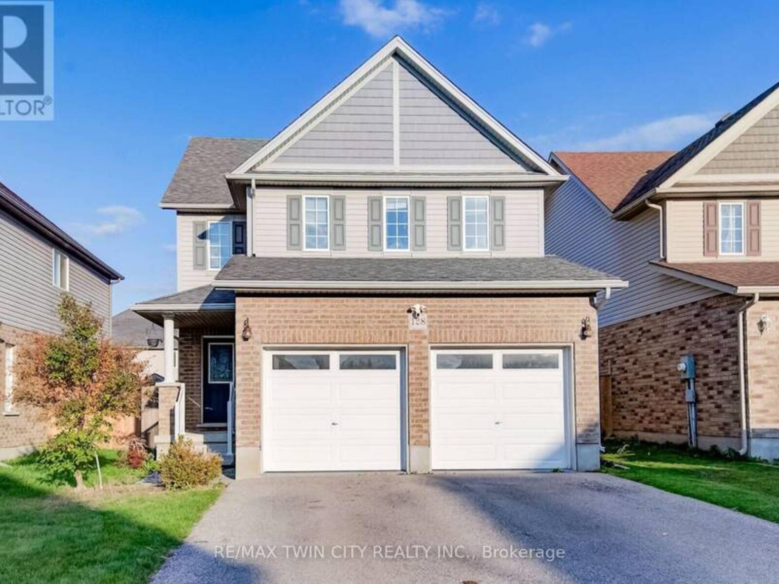 128 PASSCHENDAELE STREET, Woodstock, Ontario N4T 0J3