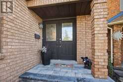 31 SUNBIRD BOULEVARD | Georgina Ontario | Slide Image Two