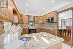 23 OAKLEA BOULEVARD | Brampton Ontario | Slide Image Seventeen