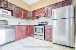 76E LEITCHCROFT CRESCENT | Markham Ontario | Slide Image Six