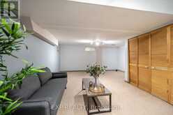 237 GREY FOX DRIVE | Kitchener Ontario | Slide Image Sixteen