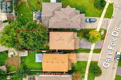 237 GREY FOX DRIVE | Kitchener Ontario | Slide Image Four