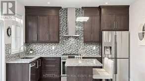 327 MACTIER DRIVE | Vaughan Ontario | Slide Image Fifteen