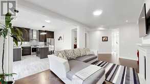 327 MACTIER DRIVE | Vaughan Ontario | Slide Image Six