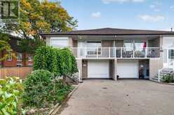 3697 BROOMHILL CRESCENT | Mississauga Ontario | Slide Image Three