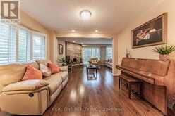 45 JOHN BUTTON BOULEVARD | Markham Ontario | Slide Image Ten