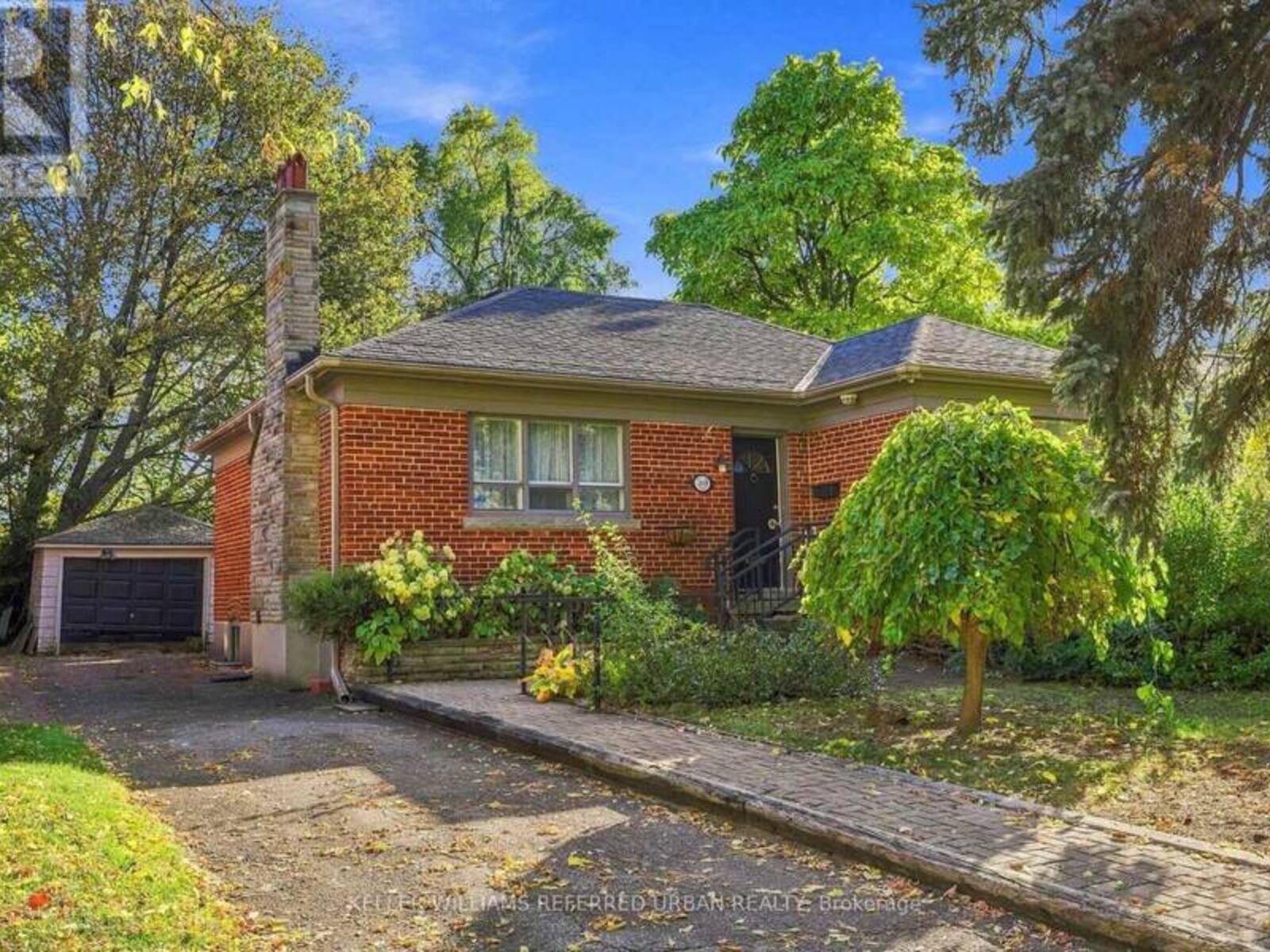 369 HOUNSLOW AVENUE, Toronto, Ontario M2R 1H7