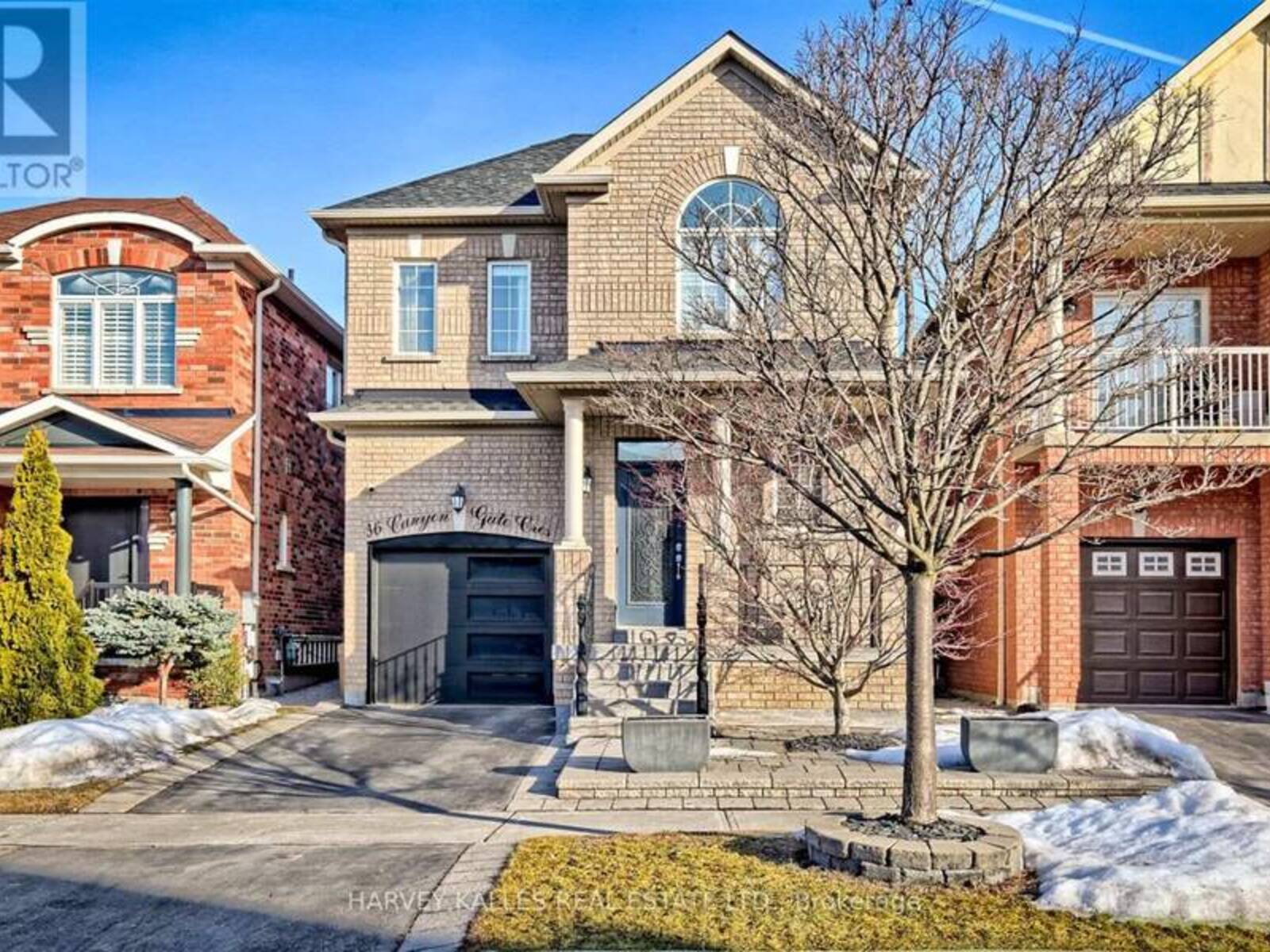 36 CANYON GATE CRESCENT, Vaughan, Ontario L6A 0C2