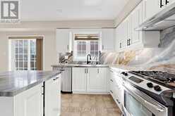 43 EASTERN SKIES WAY | Markham Ontario | Slide Image Thirteen