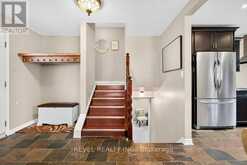 2 LORING CRESCENT | Hamilton Ontario | Slide Image Twenty-one