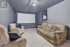 2 LORING CRESCENT | Hamilton Ontario | Slide Image Thirty-nine